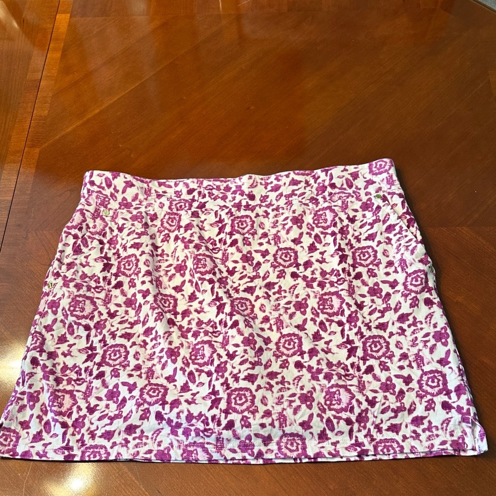 Jones New York Pink and White Floral Mini Skort